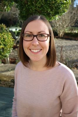 IMG-20171129-WA00106627_d400 Dr Adele Phillips